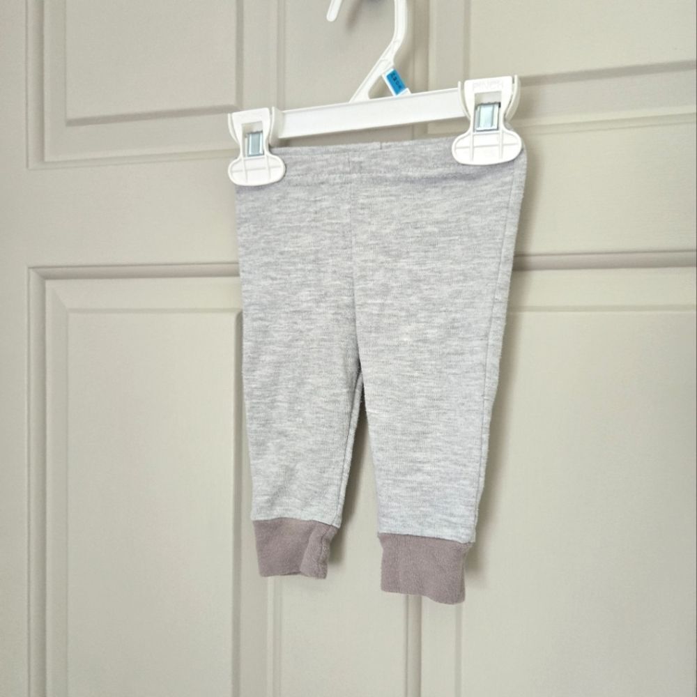 5/$10 Rene Rofe Baby Leggins 0-3 M